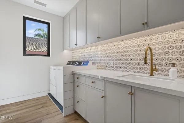 $4,700,000 | 1305 Beachmont Street, Ventura, CA 93001