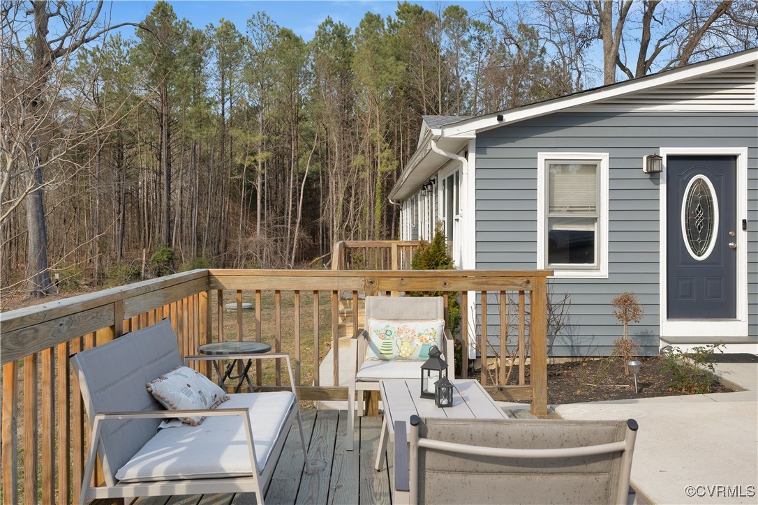 10421 Chalkley Road Richmond, VA 23237 - Photo 3 of 40 Gallery Image 3