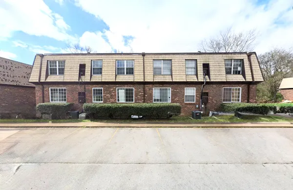 $895 | 441 Harding Place, Unit A14, Nashville, TN 37211