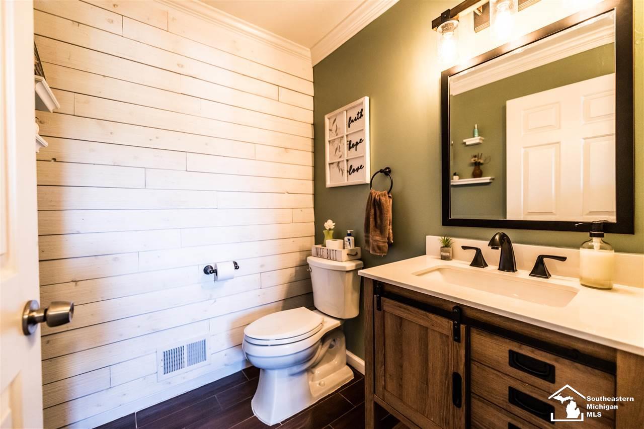 26671 Bell Road New Boston, MI 48164 - Photo 20 of 55 Half Bath