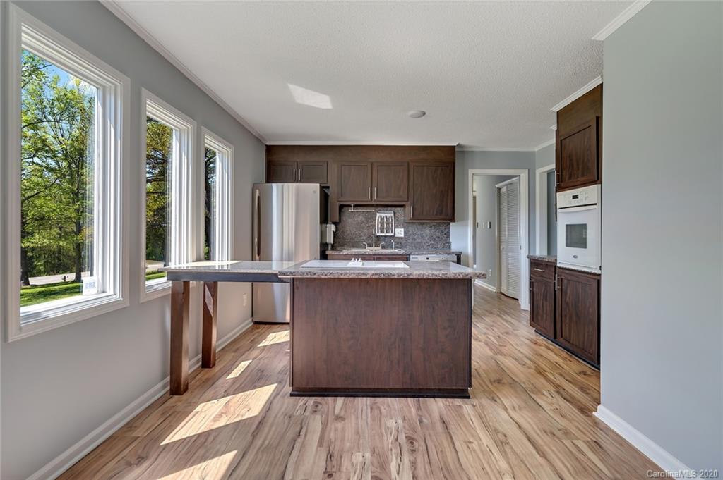 2757 Shandon Road Rock Hill, SC 29730 - Photo 8 of 39 Gallery Image 8