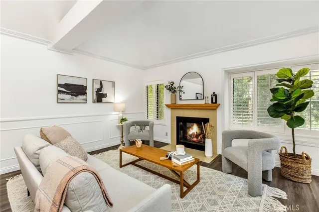 $739,000 | 2571 Plaza Del Amo, Unit 310, Torrance, CA 90503