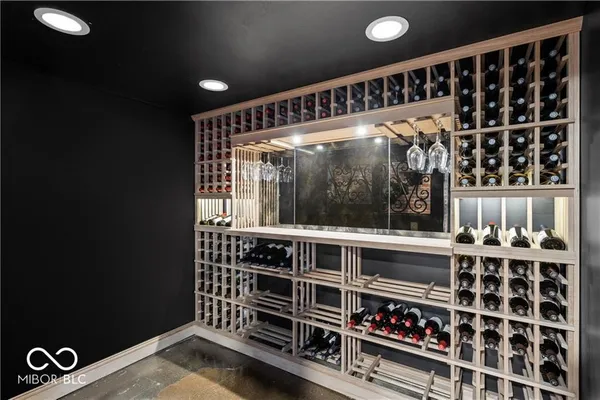 $8,000 | 929 Sanders Street, Indianapolis, IN 46203