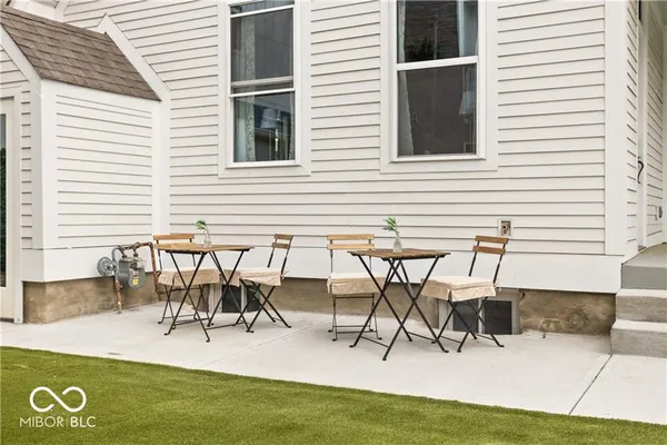 $8,000 | 929 Sanders Street, Indianapolis, IN 46203