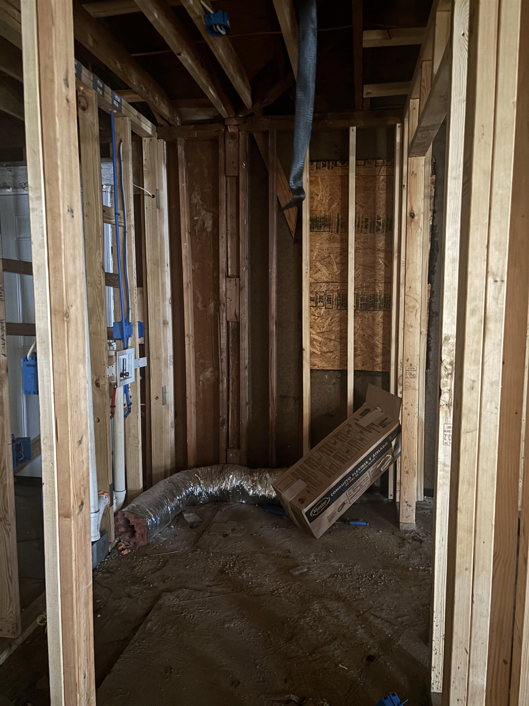 1489 Boxwood Street Memphis, TN 38108 - Photo 10 of 12 a view of a room with gym equipment