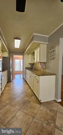 $2,400 | 208 Senseny Glen Drive, Winchester, VA 22602