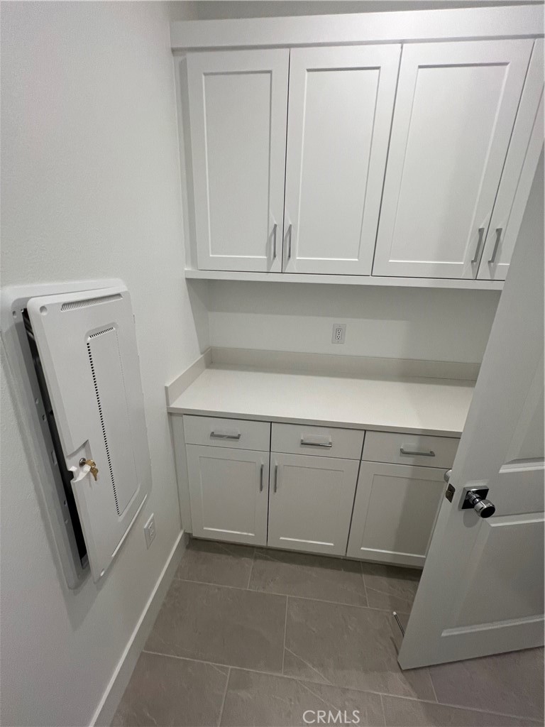 524 Gadwall Irvine, CA 92618 - Photo 14 of 24 a view of cabinets