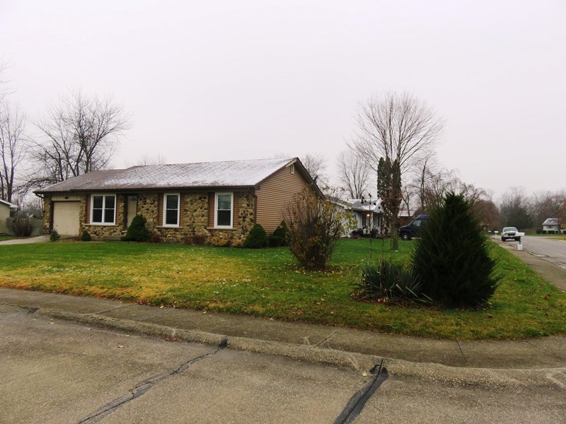 521 Eastbrook Drive Decatur, IN 46733 - Photo 3 of 6