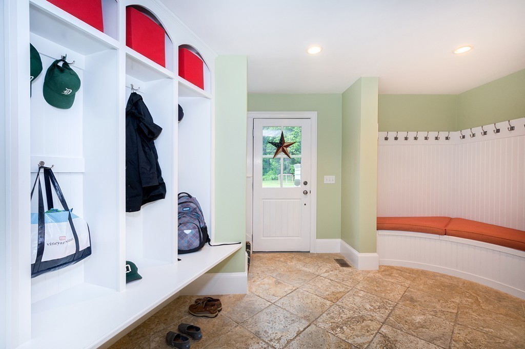 60 Powder Point Avenue Duxbury, MA 02332 - Photo 7 of 30 a view of an entryway