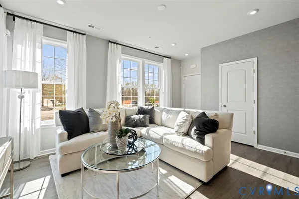 $389,985 | 225 Brattice Drive, Midlothian, VA 23114