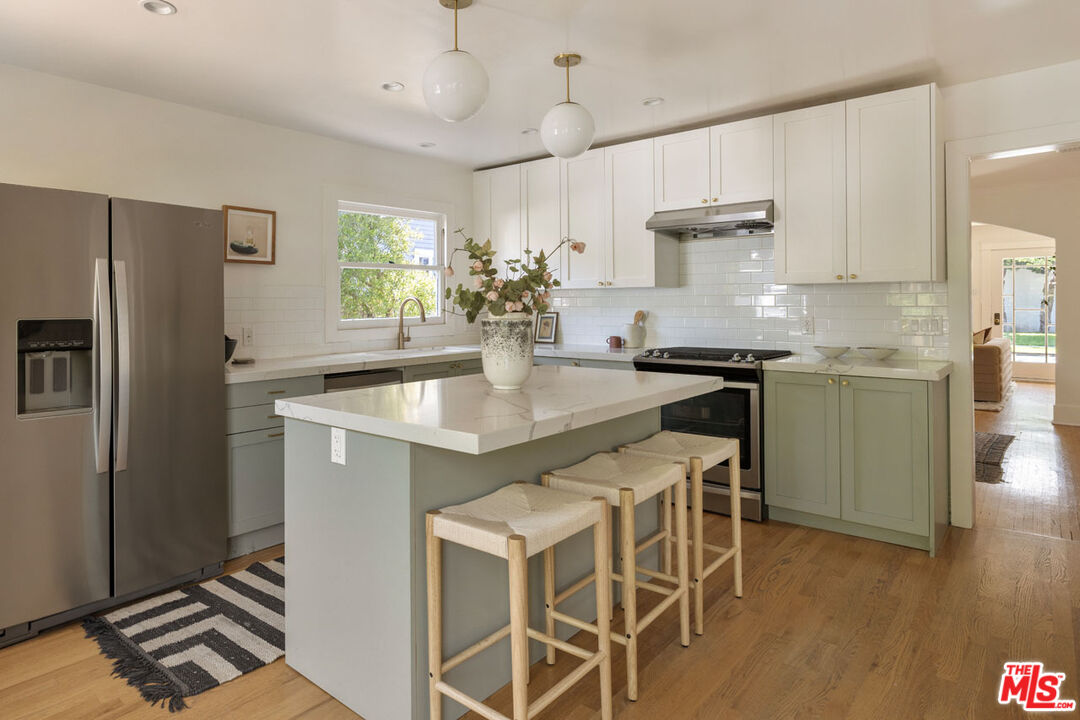 2938 Virginia Road Los Angeles, CA 90016 - Photo 11 of 25
