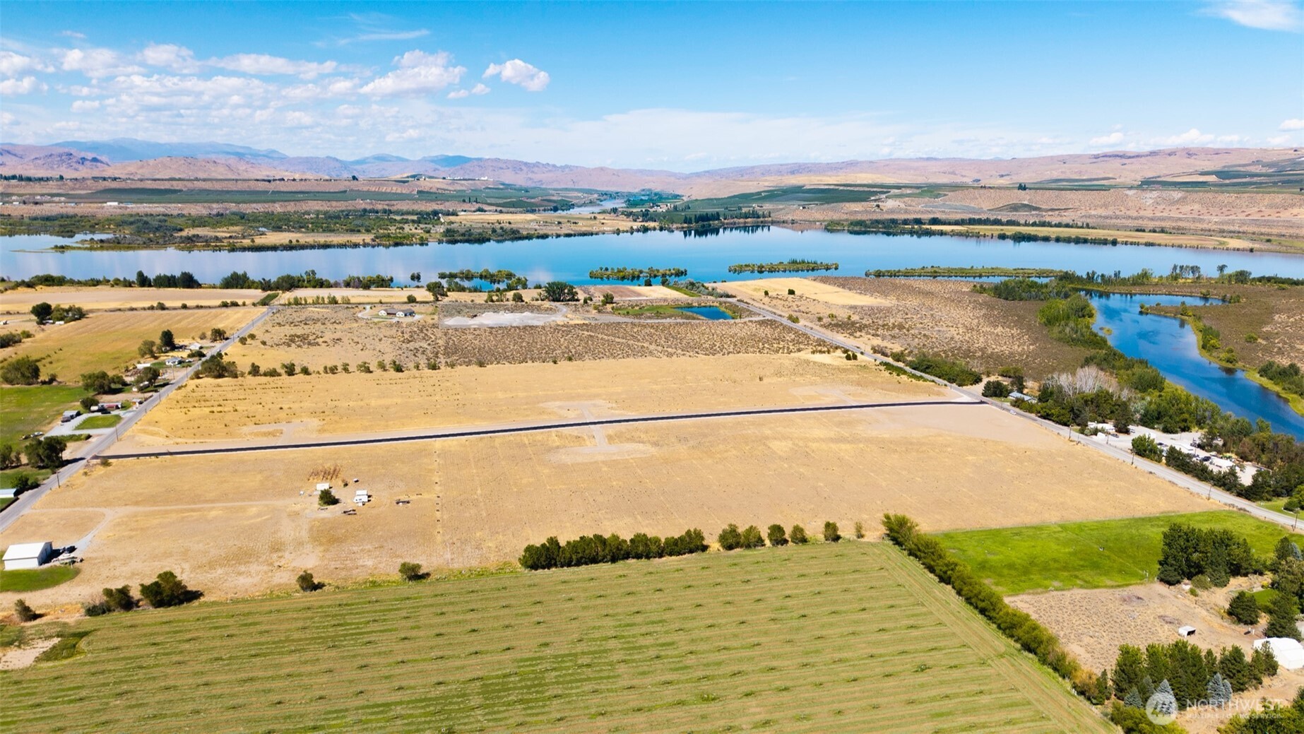 3 Solitude Lane Brewster, WA 98812 - Photo 6 of 12 a view of an ocean