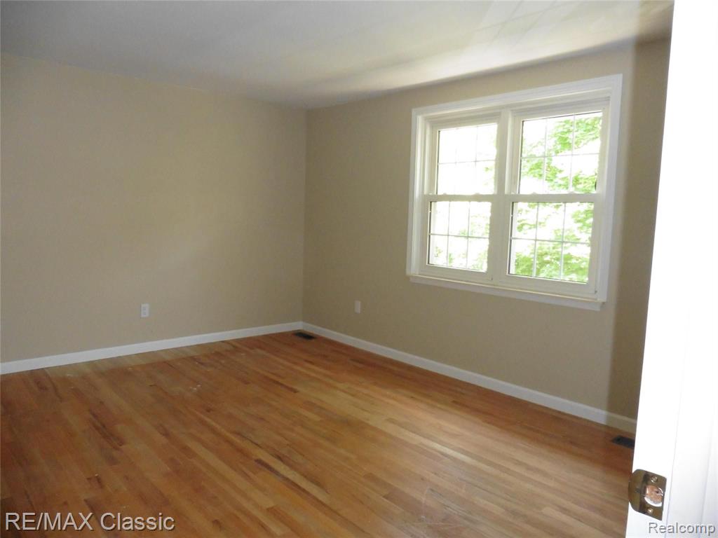 16810 Wayne Road Livonia, MI 48154 - Photo 21 of 30