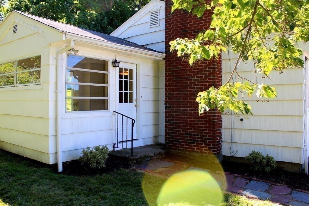 2 Greenbush Road Worcester, MA 01604 - Photo 20 of 32 Gallery Image 20