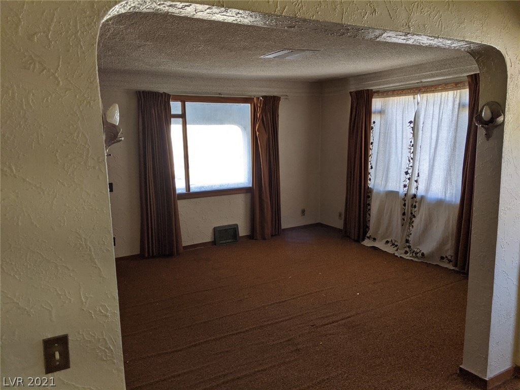 330 Spring Heights Caliente, NV 89008 - Photo 3 of 16 Gallery Image 3