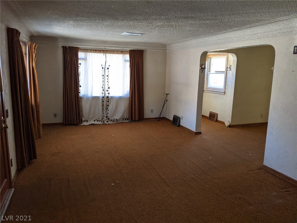 330 Spring Heights Caliente, NV 89008 - Photo 4 of 16 Gallery Image 4
