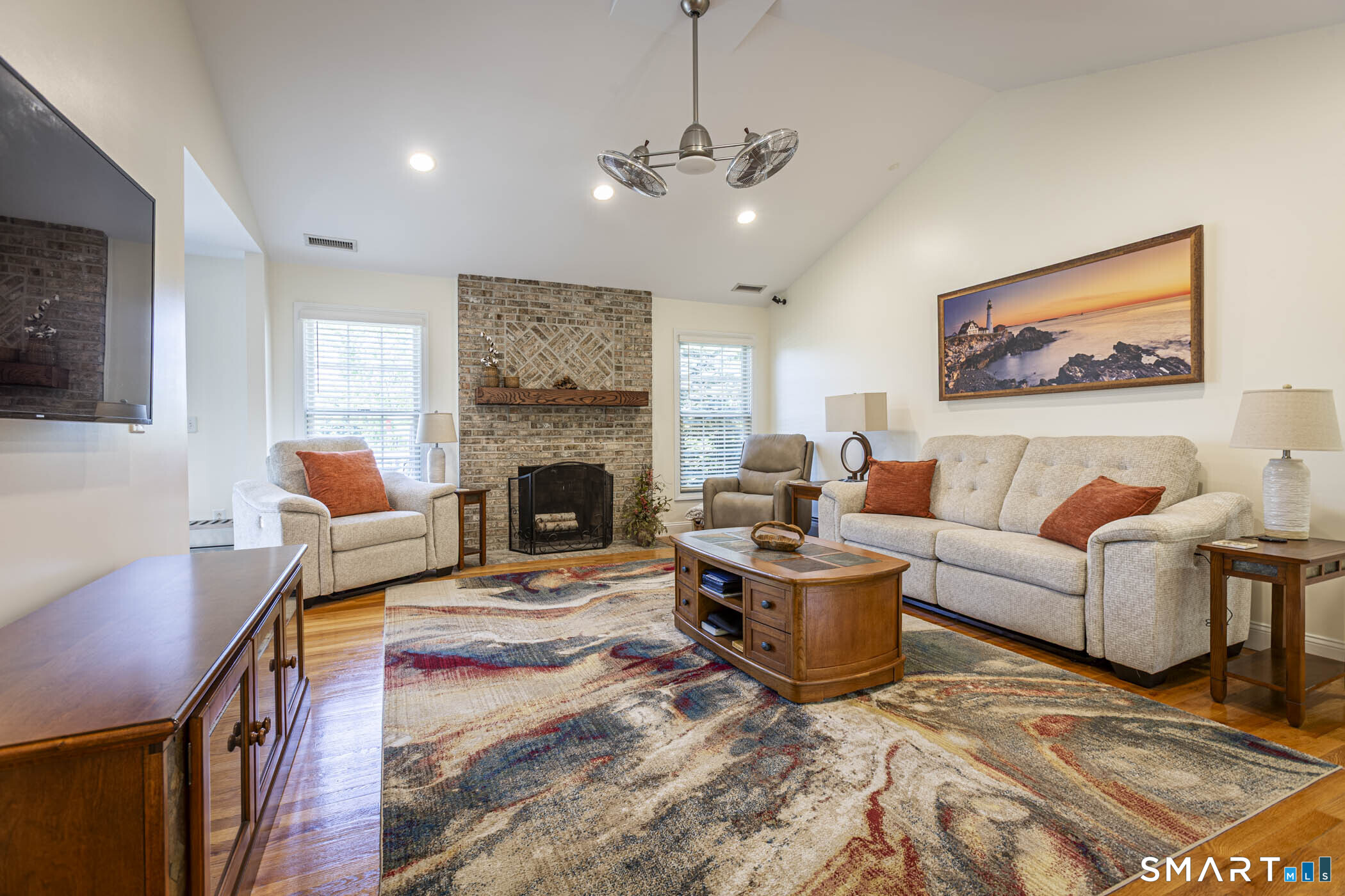255 E Road East Windsor, CT 06016 - Photo 2 of 39