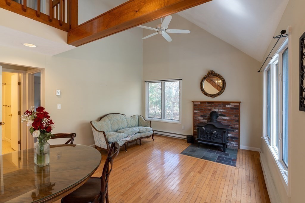10 Saddle Club Road Edgartown, MA 02539 - Photo 4 of 22 Gallery Image 4