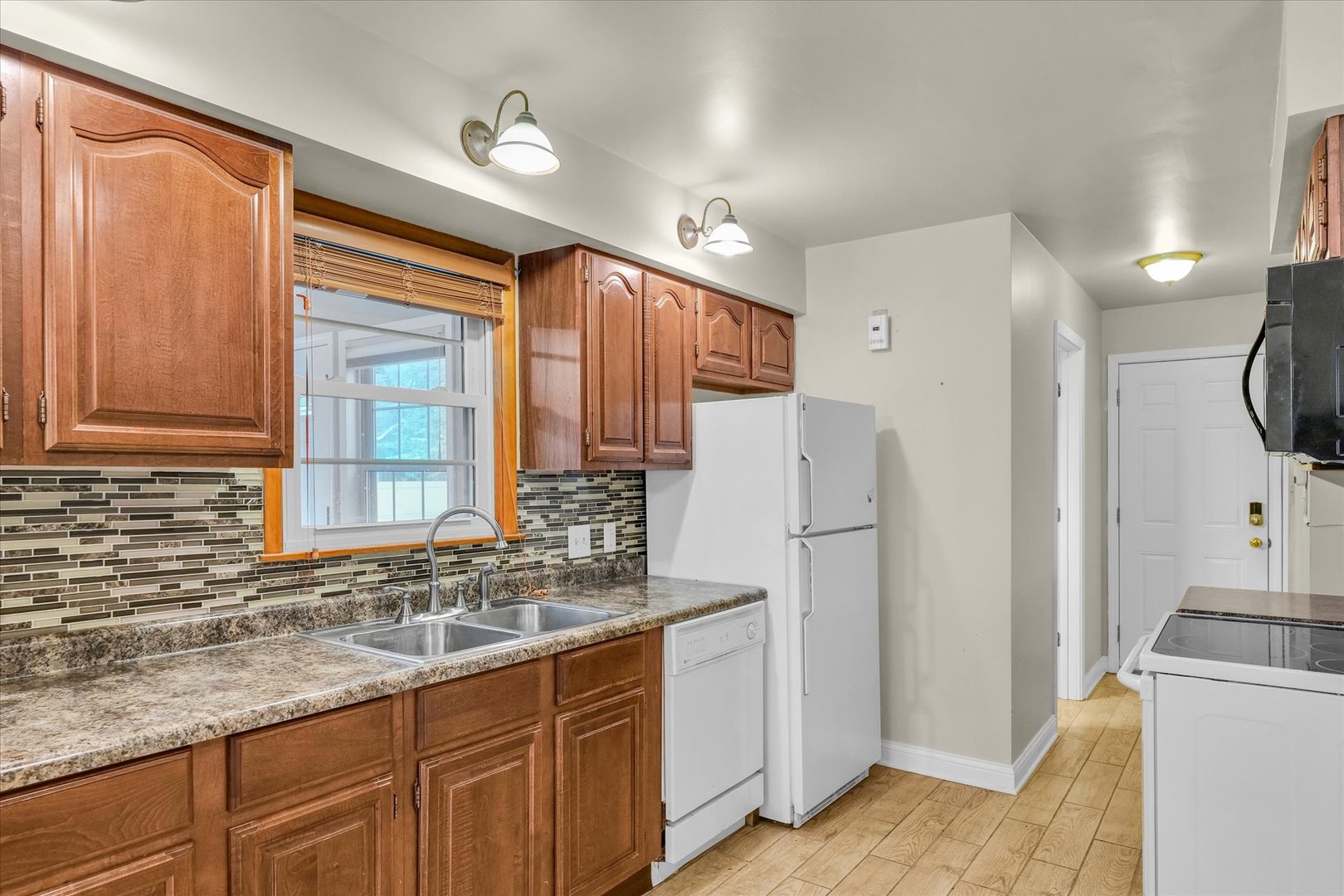 1401 Mayfair Road Champaign, IL 61821 - Photo 15 of 37 Gallery Image 15