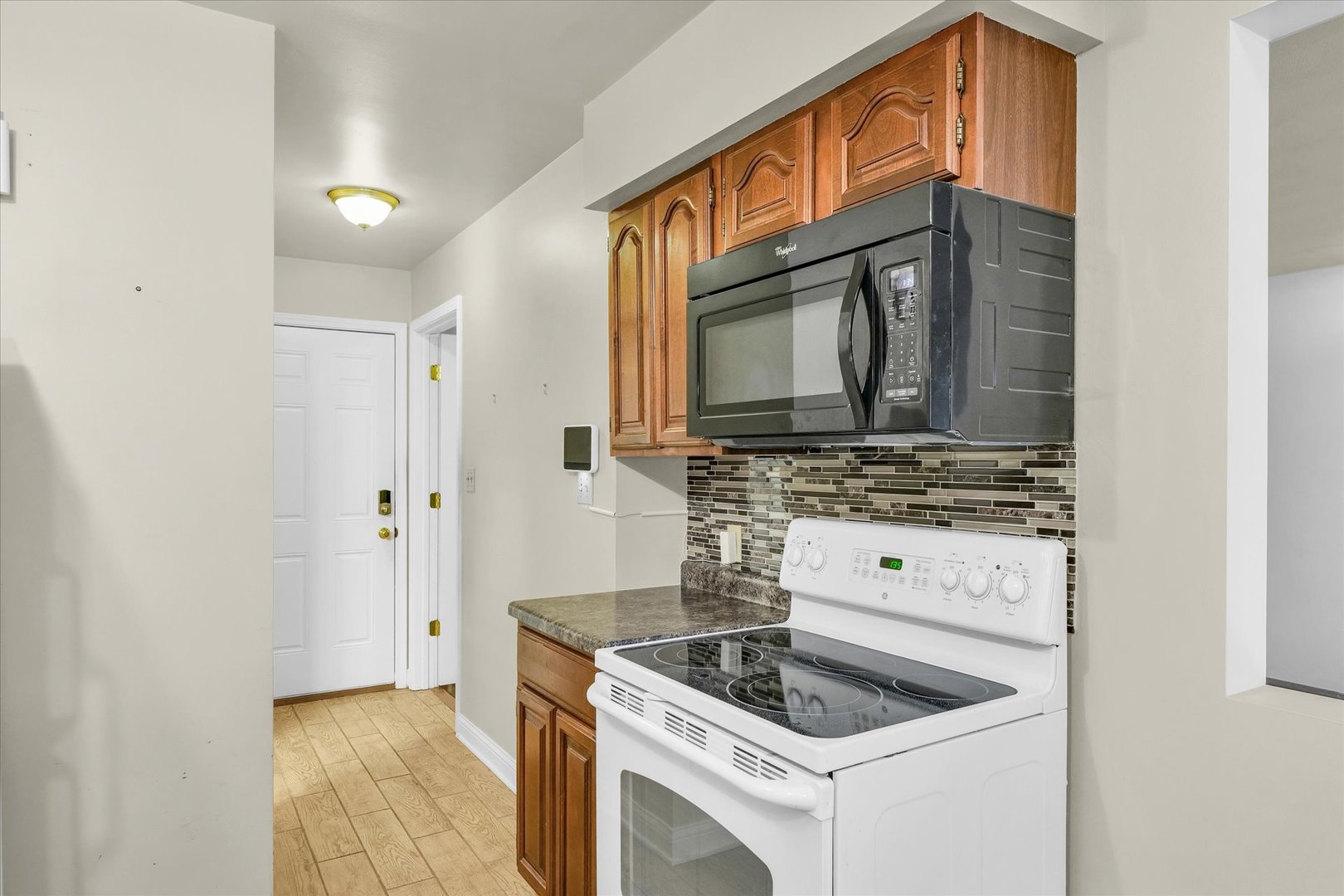 1401 Mayfair Road Champaign, IL 61821 - Photo 16 of 37 Gallery Image 16