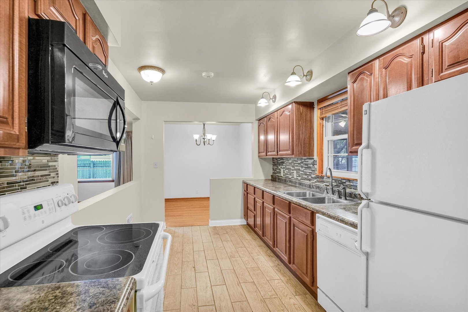 1401 Mayfair Road Champaign, IL 61821 - Photo 17 of 37 Gallery Image 17
