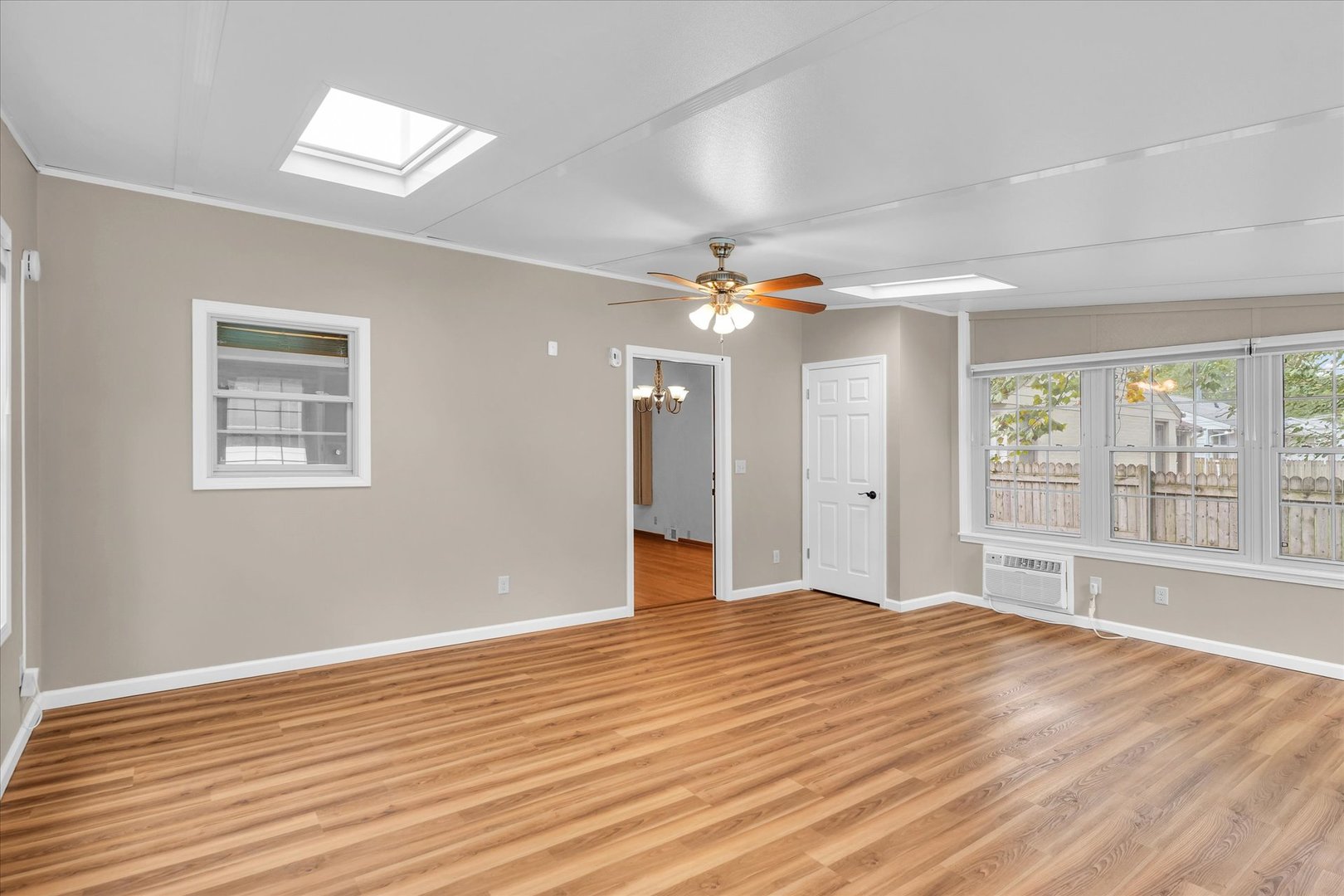 1401 Mayfair Road Champaign, IL 61821 - Photo 21 of 37 Gallery Image 21