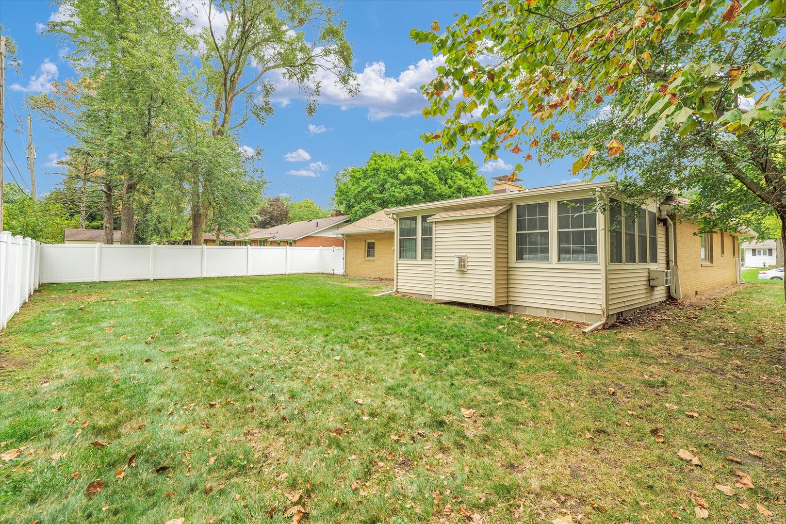 1401 Mayfair Road Champaign, IL 61821 - Photo 36 of 37 Gallery Image 36