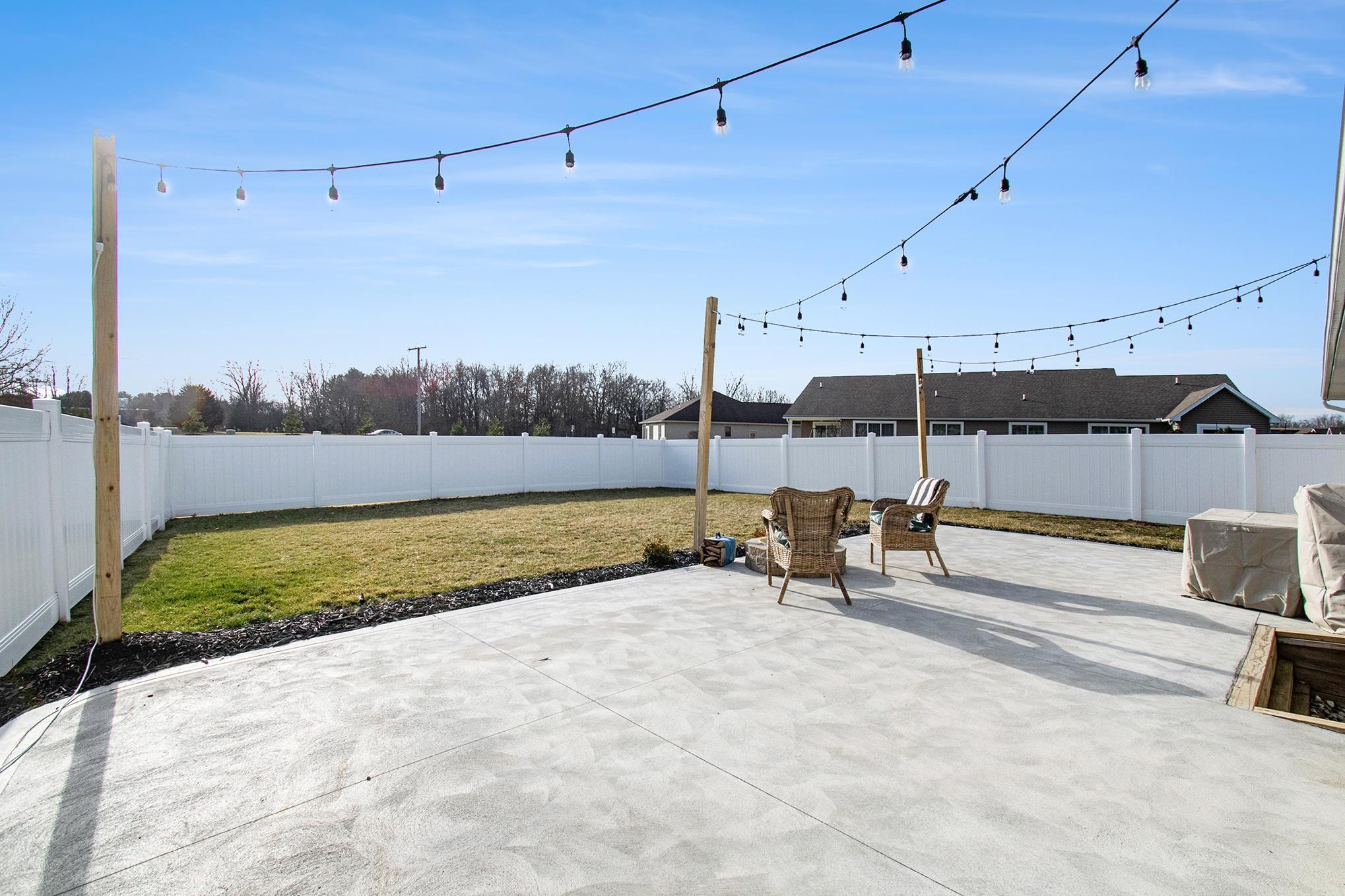 2021 Wakefield Road Goshen, IN 46528 - Photo 9 of 27 Gallery Image 9
