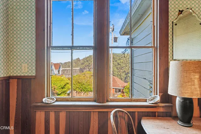 $649,000 | 33850 East Lane, Albion, CA 95410