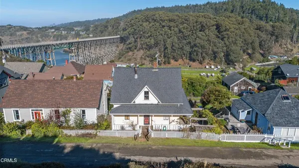 $649,000 | 33850 East Lane, Albion, CA 95410
