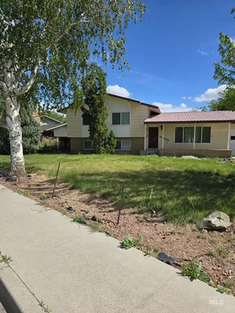 $400,000 | 1192 Southwest 12th Avenue, Ontario, OR 97914