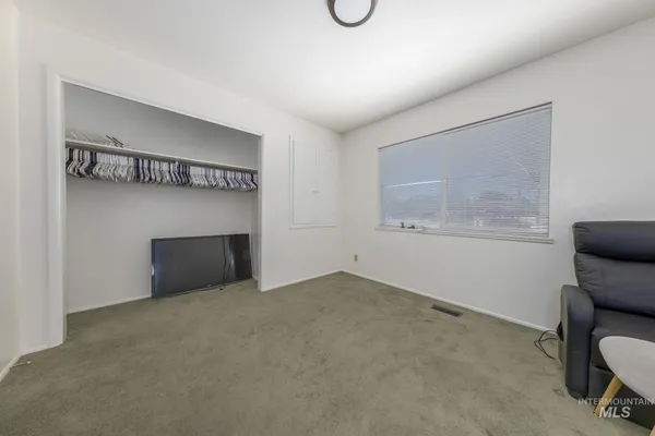 $400,000 | 1192 Southwest 12th Avenue, Ontario, OR 97914