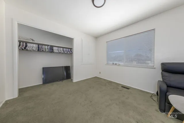 $400,000 | 1192 Southwest 12th Avenue, Ontario, OR 97914