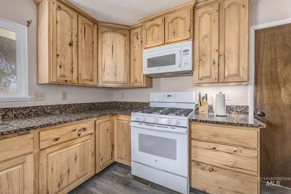 $400,000 | 1192 Southwest 12th Avenue, Ontario, OR 97914