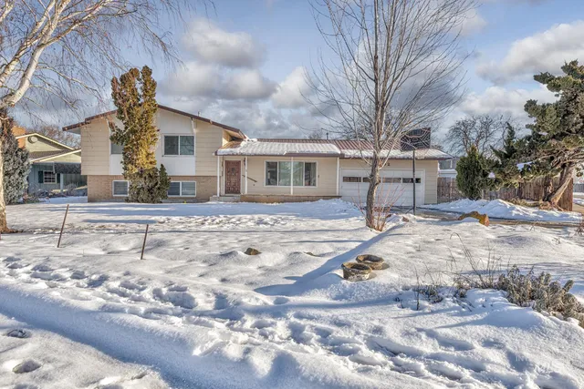 $400,000 | 1192 Southwest 12th Avenue, Ontario, OR 97914