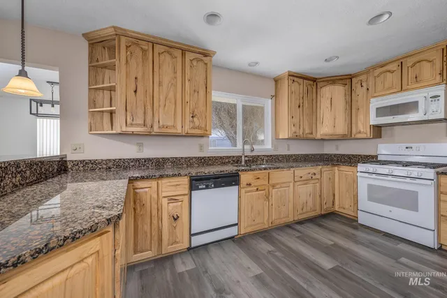 $400,000 | 1192 Southwest 12th Avenue, Ontario, OR 97914