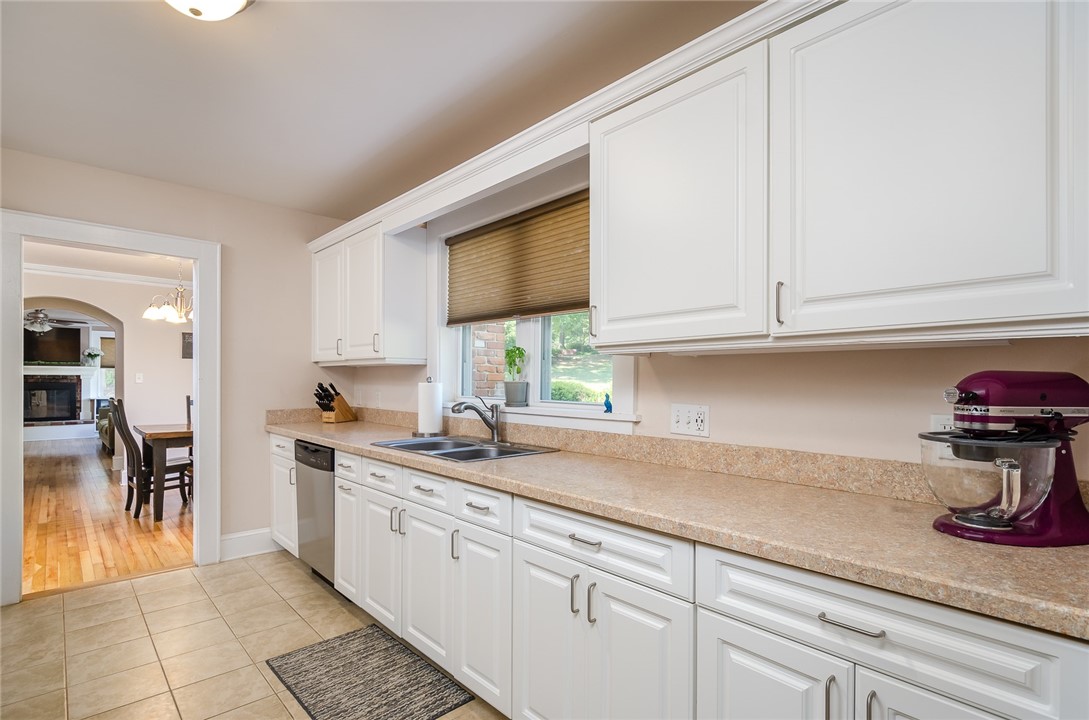 402 East Fredericks Street Anderson, SC 29621 - Photo 8 of 27 Gallery Image 8