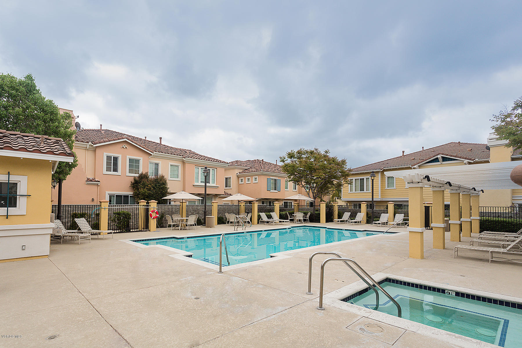 2992 Fuentes Lane, Unit B Simi Valley, CA 93063 - Photo 14 of 17 PaseoDelSol3-mls