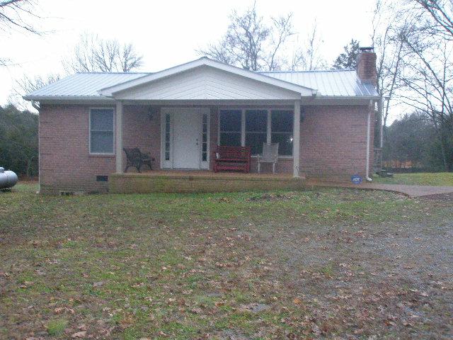 400 Canoe Branch Road Castalian Springs, TN 37031 - Photo 1 of 14 Gallery Image 1