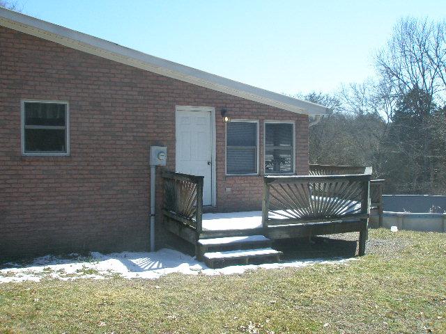 400 Canoe Branch Road Castalian Springs, TN 37031 - Photo 12 of 14 Side view of home
