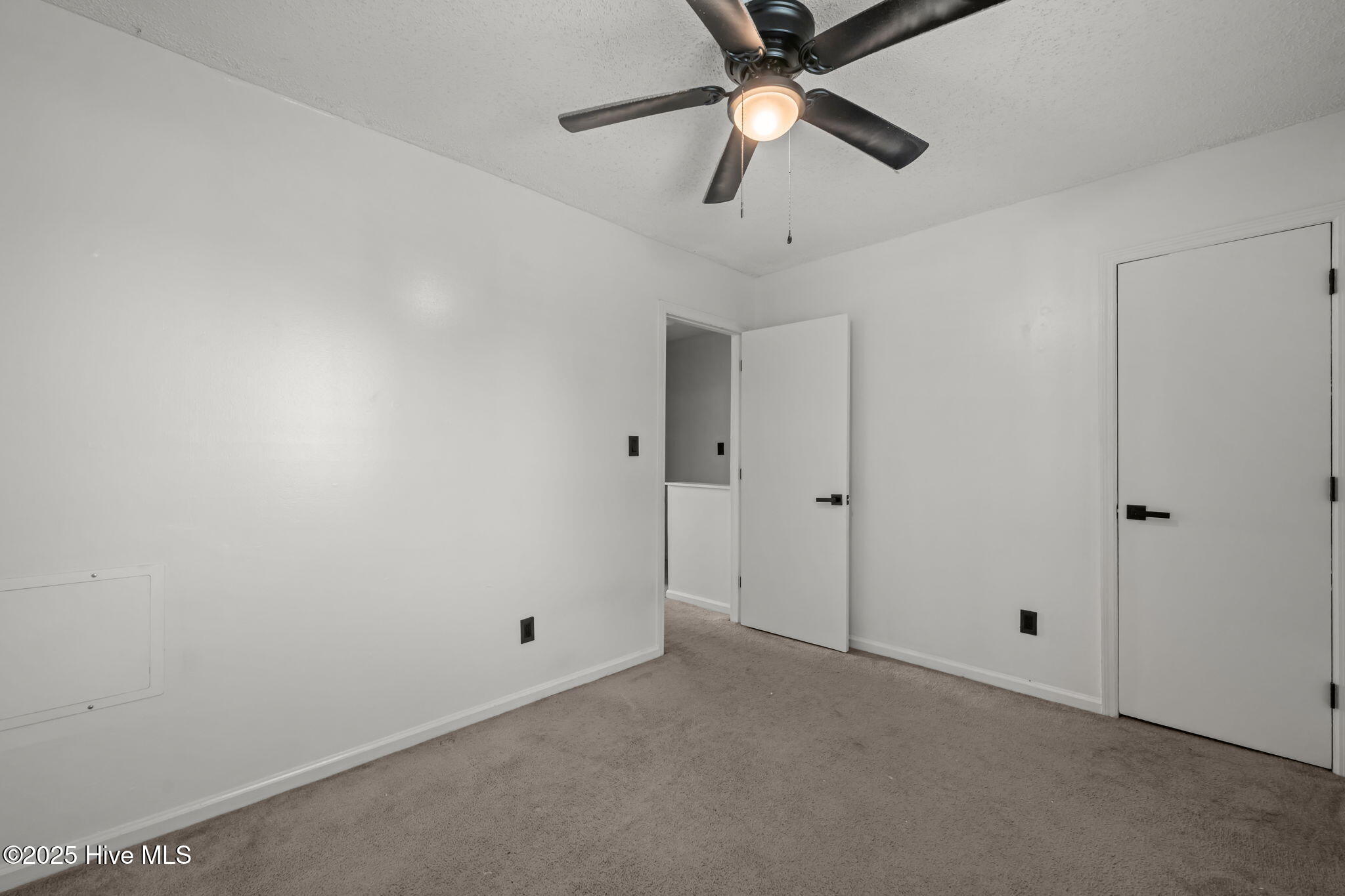 105 Kim Avenue, Unit C Havelock, NC 28532 - Photo 14 of 21 28-web-or-mls-DSC_8823