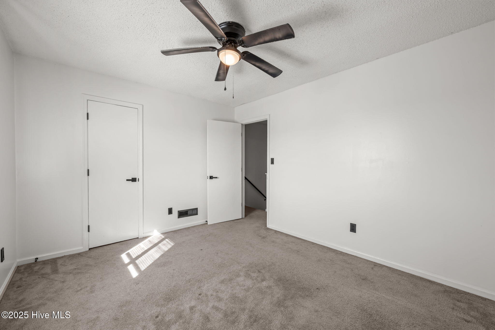 105 Kim Avenue, Unit C Havelock, NC 28532 - Photo 17 of 21 25-web-or-mls-DSC_8816