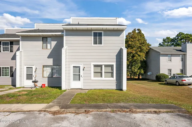 $1,450 | 105 Kim Avenue, Unit C, Havelock, NC 28532