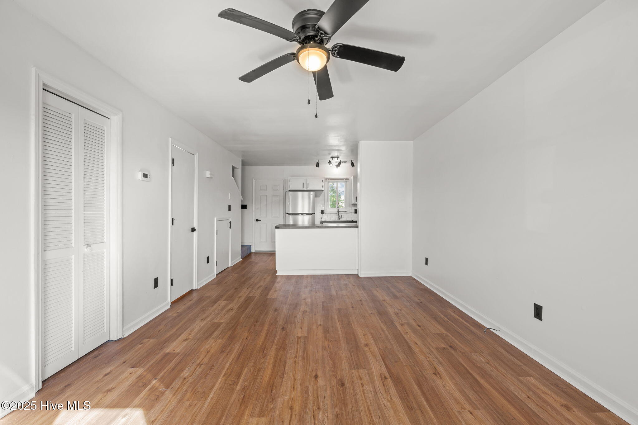 105 Kim Avenue, Unit C Havelock, NC 28532 - Photo 8 of 21 18-web-or-mls-DSC_8795