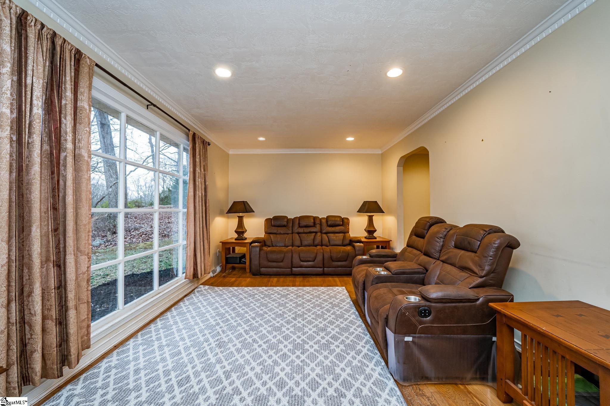 6 Devonshire Lane Greenville, SC 29617 - Photo 2 of 31