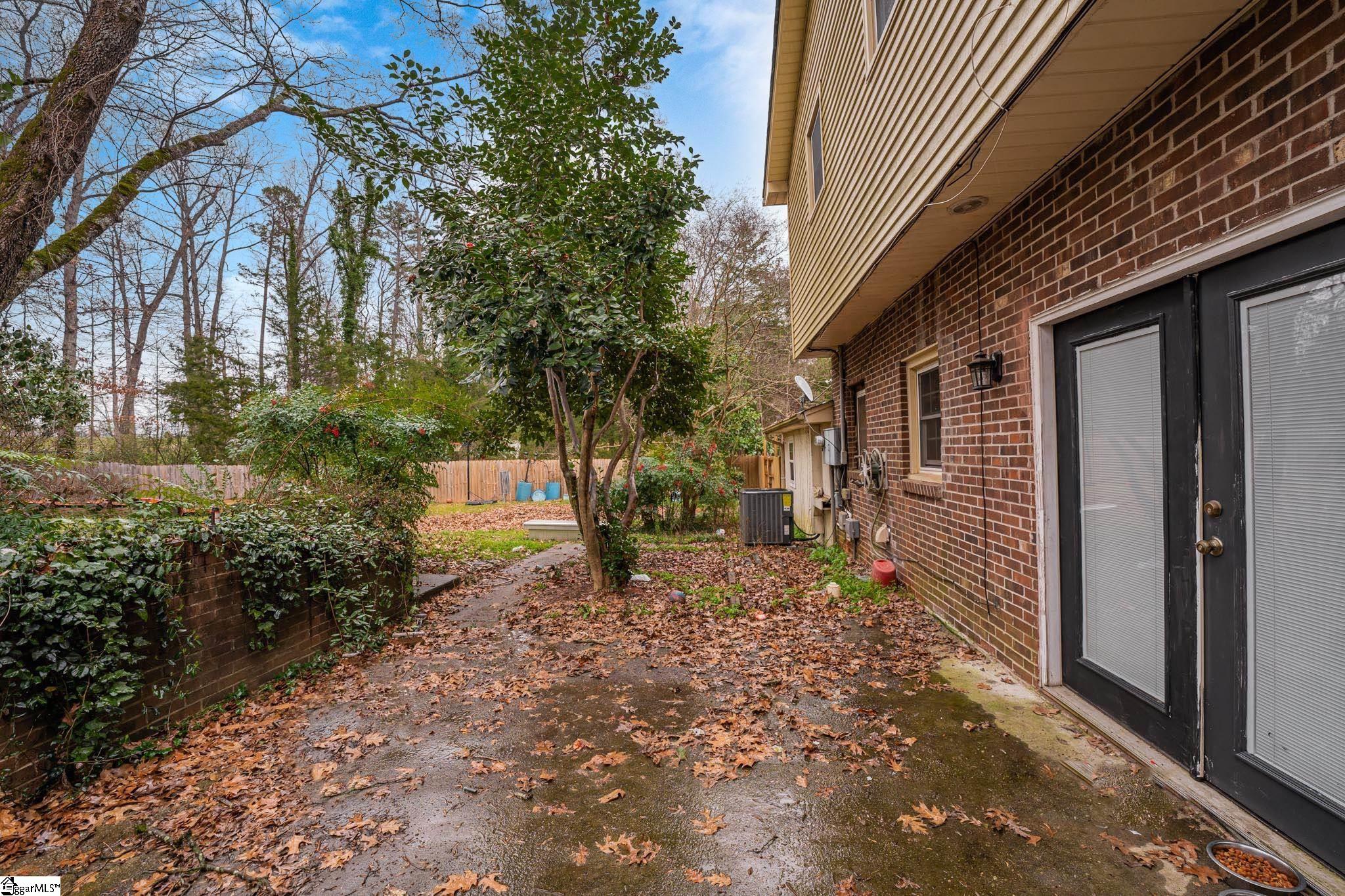 6 Devonshire Lane Greenville, SC 29617 - Photo 26 of 31
