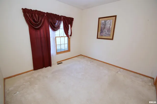 $345,000 | 5321 Friendship Drive, Davenport, IA 52804