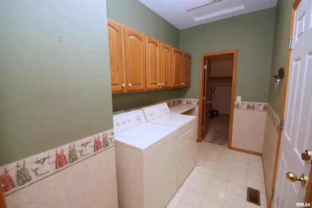 $345,000 | 5321 Friendship Drive, Davenport, IA 52804