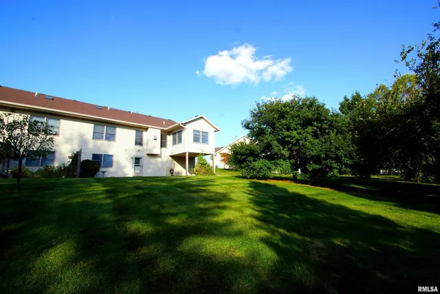 $345,000 | 5321 Friendship Drive, Davenport, IA 52804