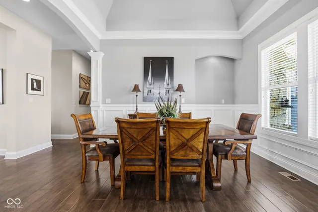 $975,000 | 18200 Lakes End Drive, Westfield, IN 46074